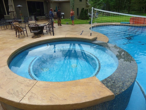 hyperionpools_gellery_pool_construction_maintenance